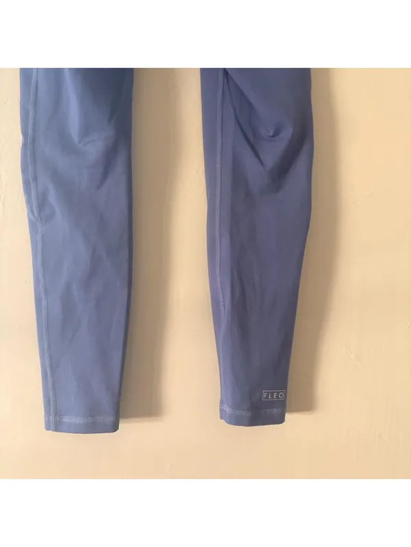 FLEO Periwinkle Blue Leggings with Side Pockets - Image 5