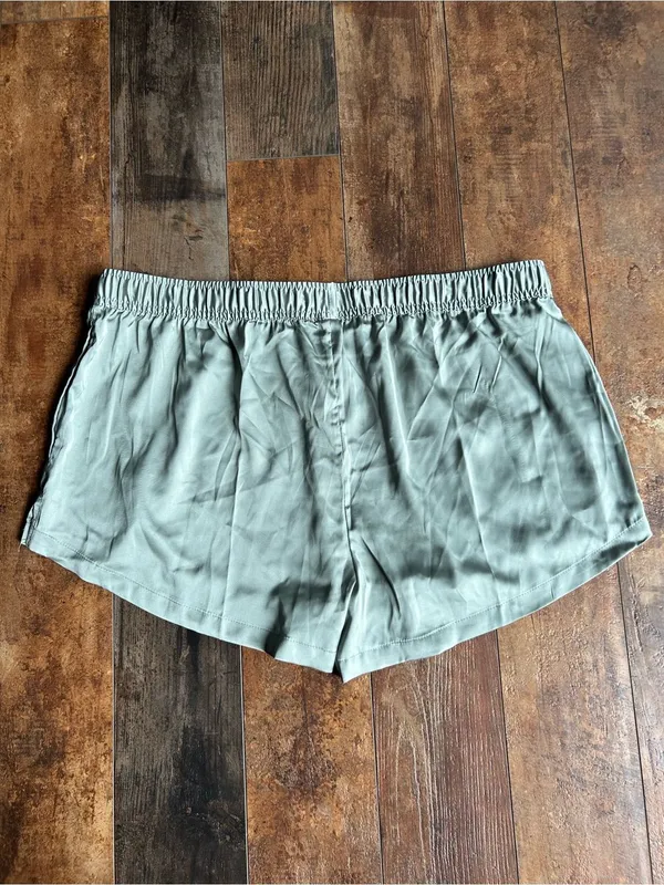 Auden Light Sage Green Drawstring pajama Shorts xl - Image 2