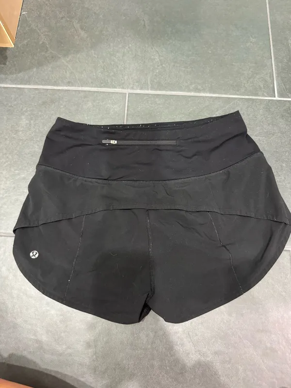 Lululemon Speed Up Shorts High-Rise 2.5" - Image 2