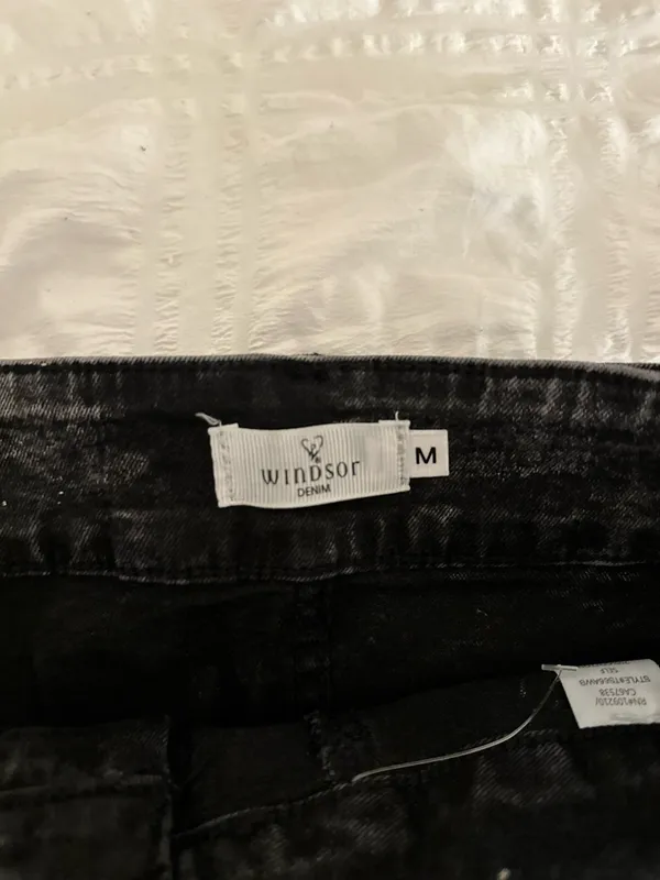 Windsor Jean Skirt with Belt - Image 3