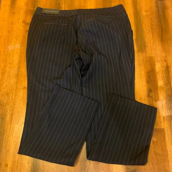 Worthington NWT Slacks 12 Petite Navy Pinstripe Modern Fit - Image 8