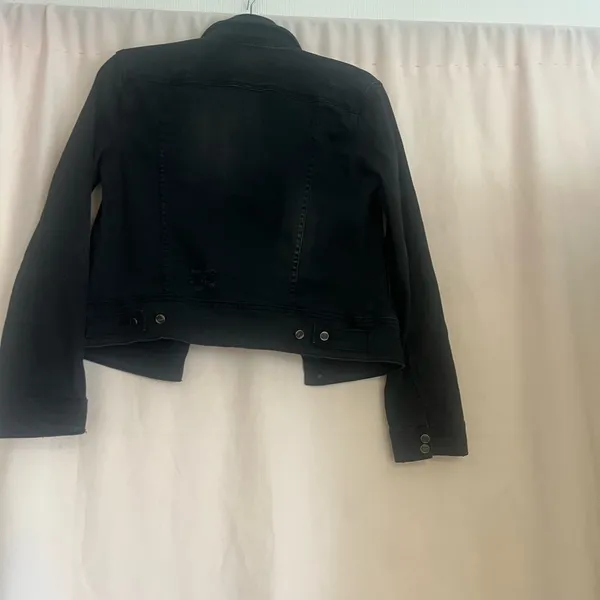 Blank NYC Black Cropped Jean Jacket - Image 2