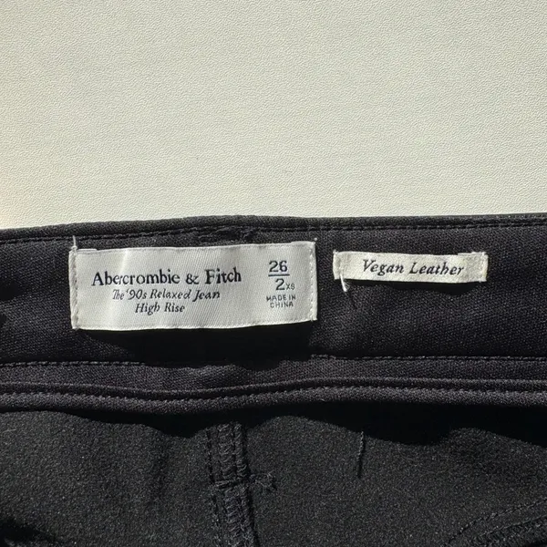 Abercrombie‎ Fitch Black Vegan Leather High Rise Relaxed Fit Pants Women's 26 - Image 3