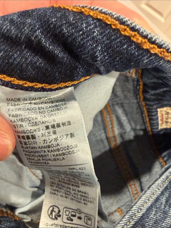 Levi's premium 501 Blue Denim High-Rise Jean Shorts 30‎ - Image 4