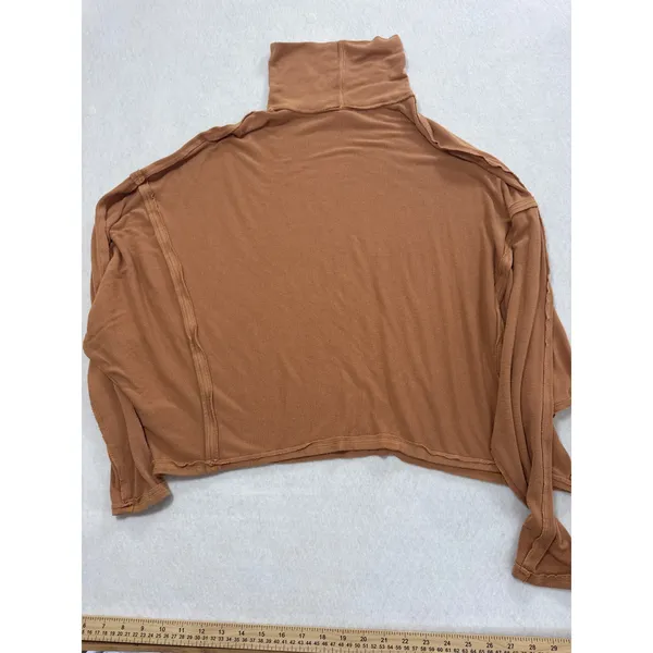 Free People We The Free Women M Terracotta Brown Ribbed Oversized Turtleneck Top - Image 8