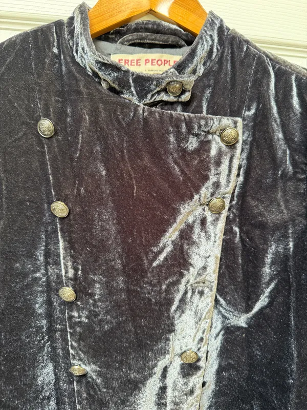 Free People Military Victorian Jacket Goth Dark Gray Velvet Intricate Buttons S - Image 3