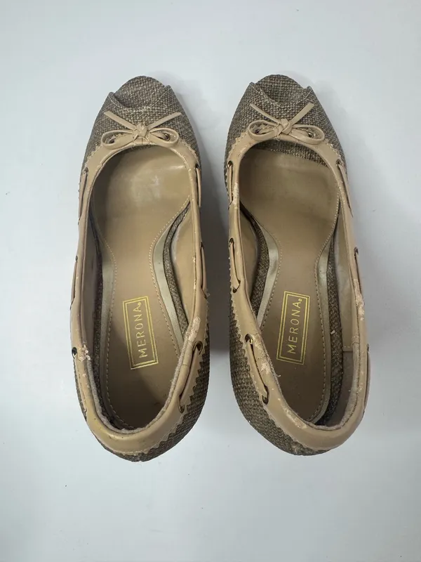 Merona Tan Peep Toe Heels Women's Size 7.5 - Image 3