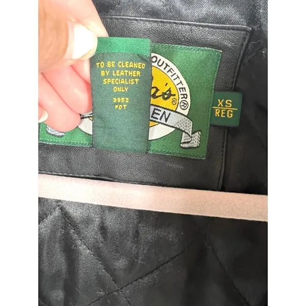 Cabelas leather‎ hooded jacket - Image 7
