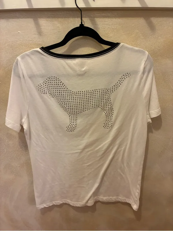 PINK Victoria’s Secret White V-Neck Tee with Black Trim Size Large - Image 5