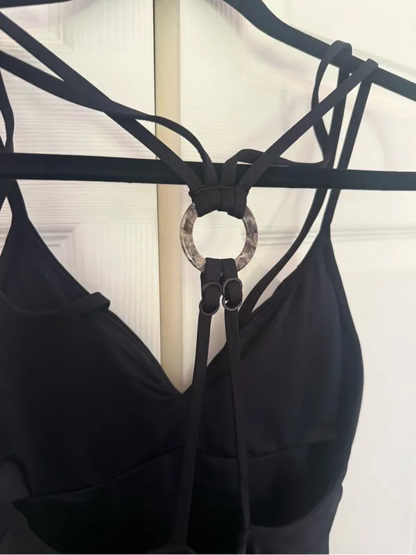 NWOT Seafolly Active Multi Rouleau One-Piece Black Criss Cross 8 Black Swimsuit - Image 7