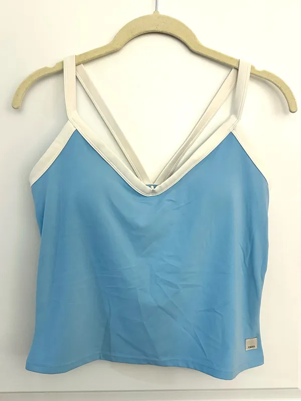 Vuori Sea Folly Blue All The Form V-neck Tank Size Medium NWOT - Image 5