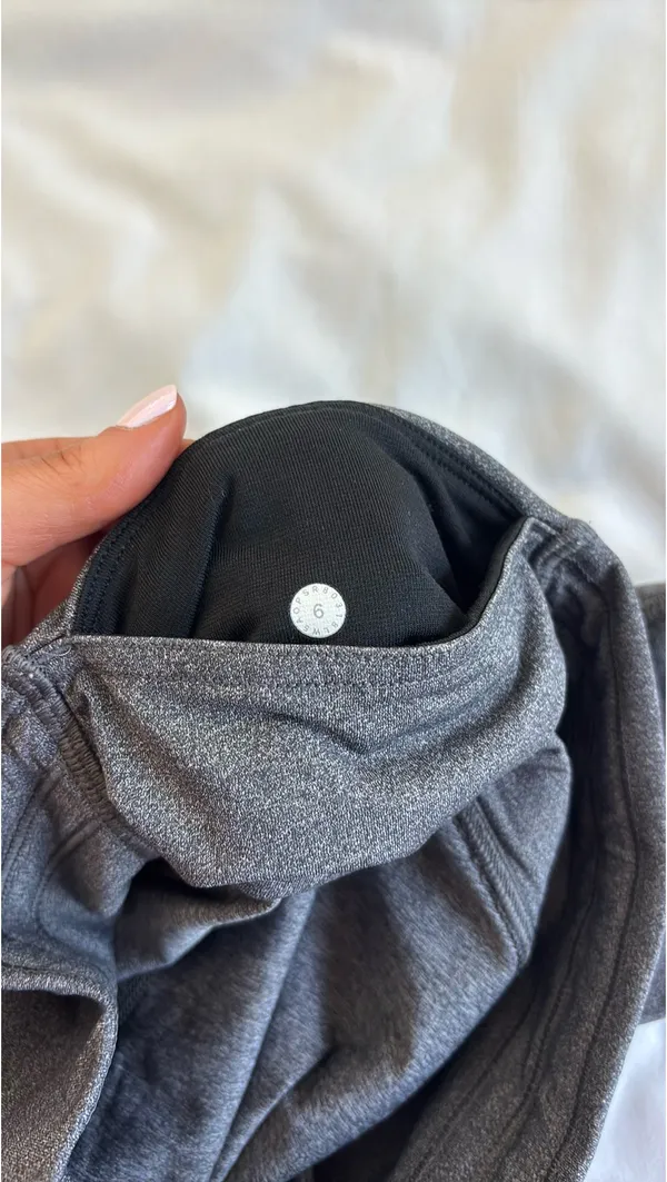 Lululemon gray leggings - Image 3