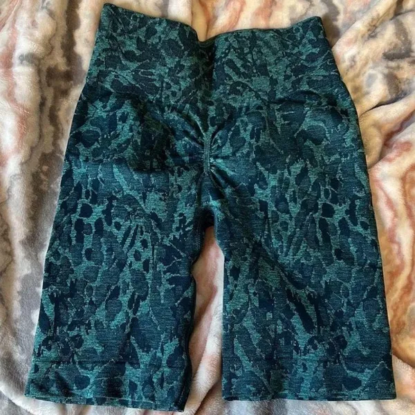 Gymshark Seamless Adapt Animal Shorts - Image 2