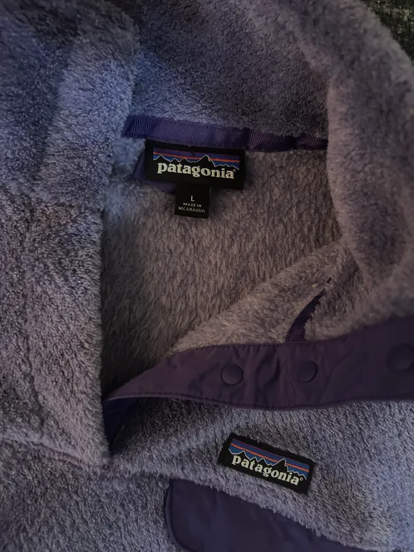 Patagonia 1/4 Snap Fleece Pullover - Image 2