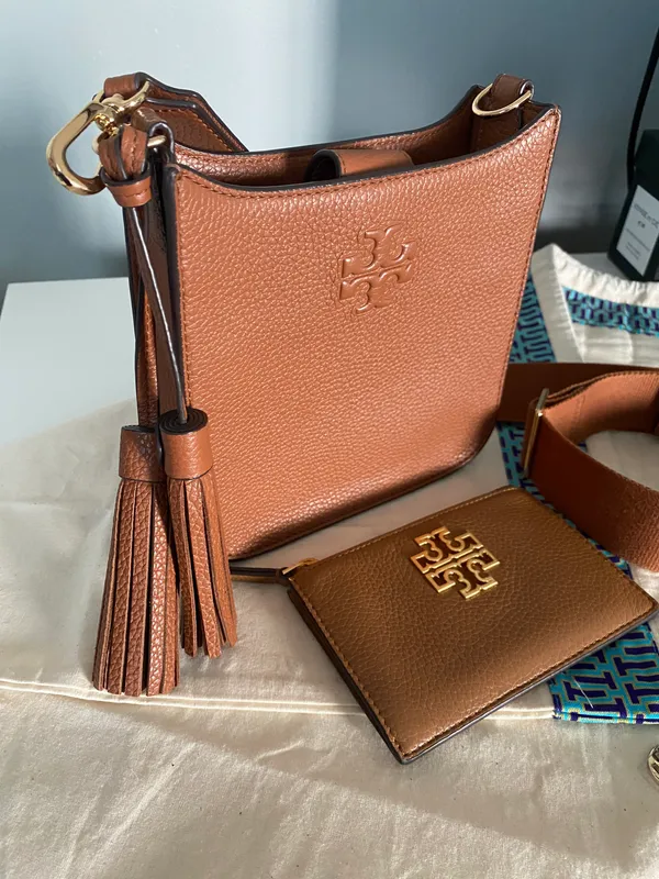 Tory Burch Crossbody Bag And Wallet - Image 2