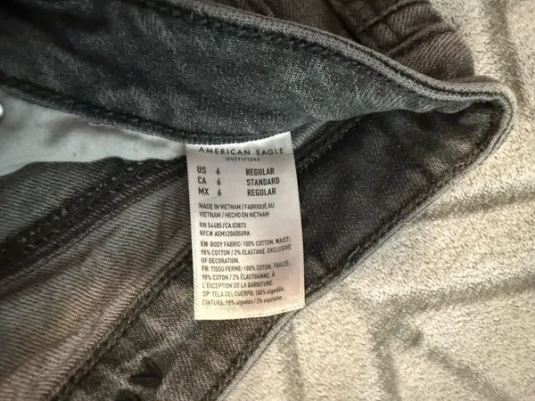 AE Ripped Mom Jeans  - Image 3