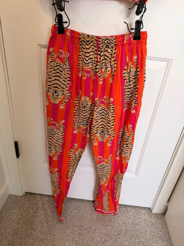 Cotton Long Pajama Set in Tibetan Tiger Pink & Orange - Image 9