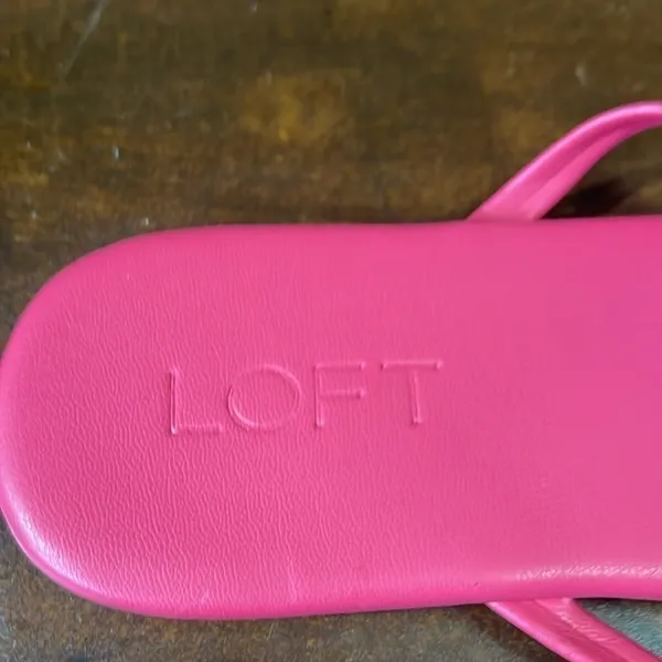 Loft Women’s Modern pink Flip Flops sz 7 - Image 7