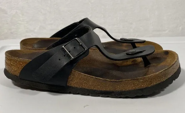 Birkenstock Sandals Women's Gizeh Black Birko Flor EU 39 US 8 - has some wear - Image 4