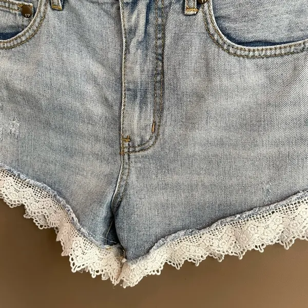 Free People Lace Trimmed Jean Denim‎ Shorts Size 27 - Image 7