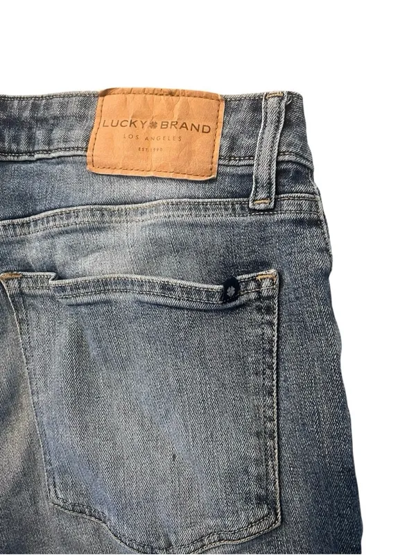 Lucky Brand low rise Lolita Skinny Jeans in Faded Blue Wash - Image 5
