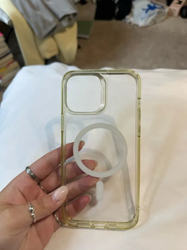 iPhone 15 pro max clear case Yellow - Image 2