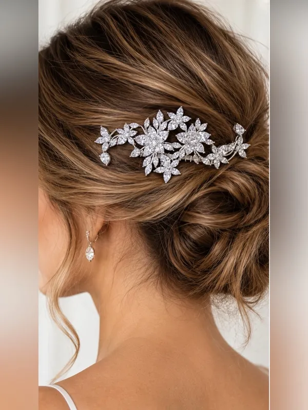 WHITE by Vera Wang VWC72346 Cubic Zirconia Floral Bridal Hair Comb Silver NWT - Image 3