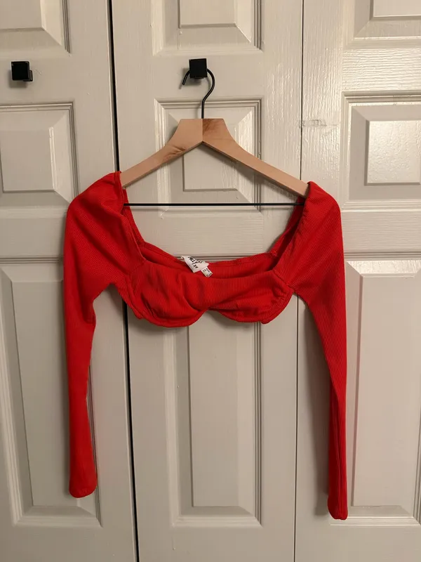 Princess Polly Red Crop Top Long Sleeve - Image 2