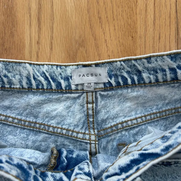 PacSun Women's Size 25 Acid Wash‎ Mom Jeans High Rise Straight Leg Denim - Image 4