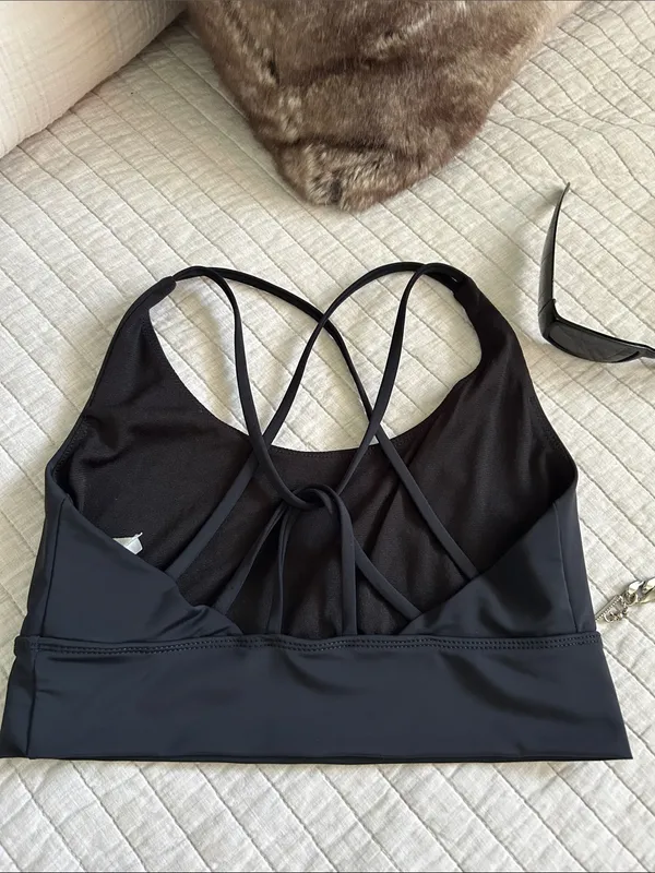 Onzie yoga black workout strapy back sport bra L - Image 4
