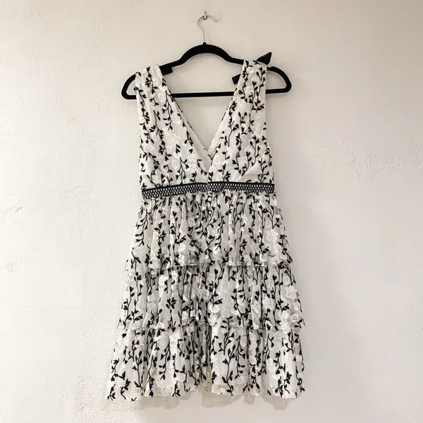 Bardot Embroidered Tiered Mini Dress in Black White Size 6 - Image 3