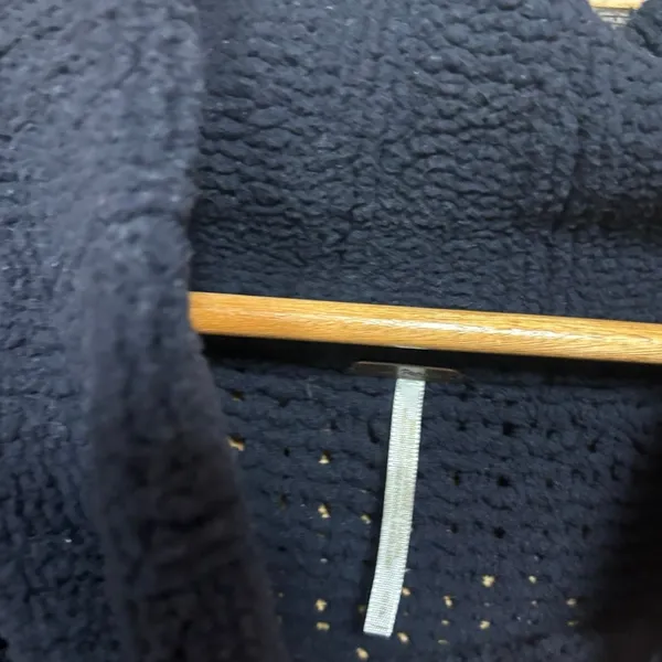 Free People Black Chenille Cowl Neck Sweater Size‎ Small - Image 6