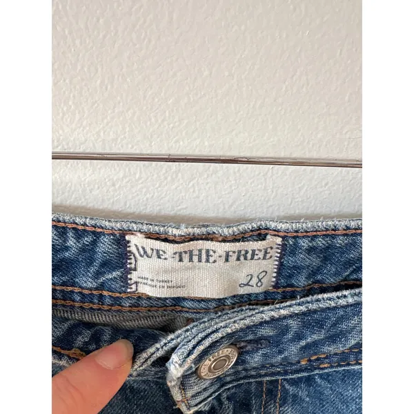 Free People Izzy Flare Jeans Size‎ 28 - Image 4