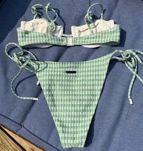 Triangl Bikini - Image 3