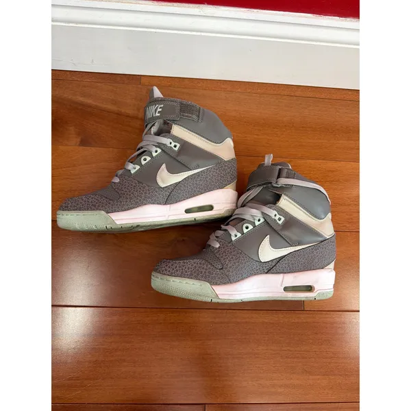 Nike Dunk Sky Hi Wedge Sneakers Womens Grey Safari Print‎ 599410-006 Size 9 - Image 4