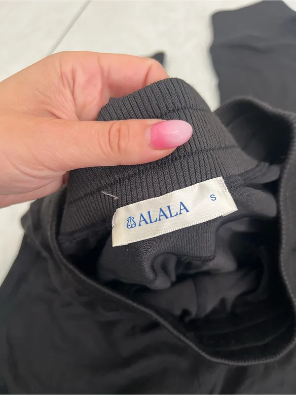 ALALA Black Jogger Sweatpants Size Small - Image 3