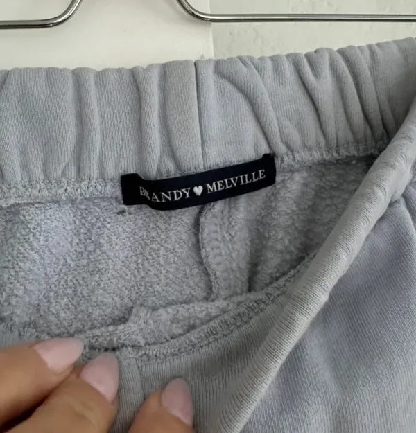 Brandy Melville Sweatpants - Image 5