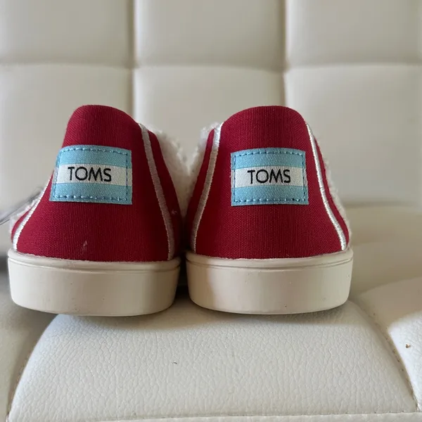 TOMS Cream and Red Fuzzy Slip-On Shoes - Image 8