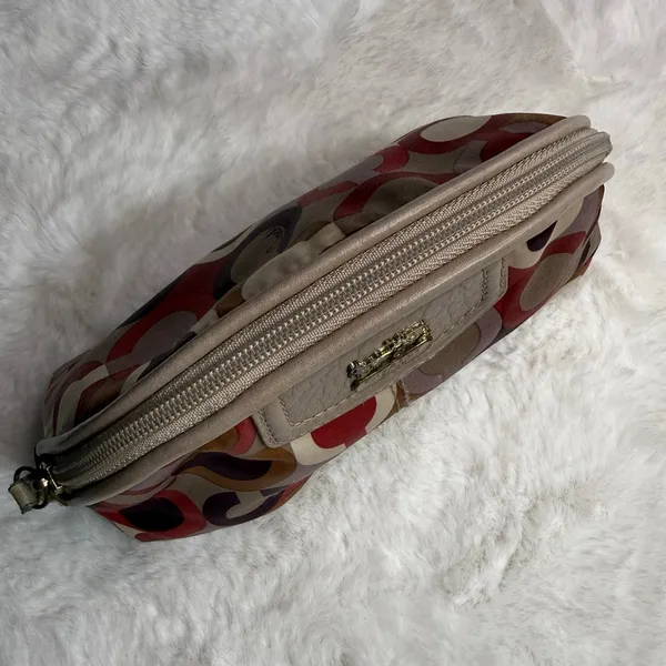 COACH Signature Canvas Make up Cosmetic Case - Image 4
