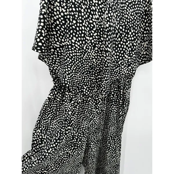 Bar‎ III Jumpsuit Women SMALL Black Cream Polka Dot Sleeveless Pockets Romper - Image 4
