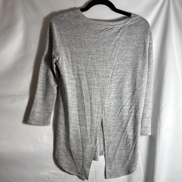 RD Style Maternity T Shirt Women's Small Grey Open Back 3/4 Sleeves - Image 3