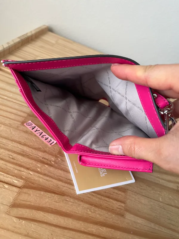 Wallet - Image 7