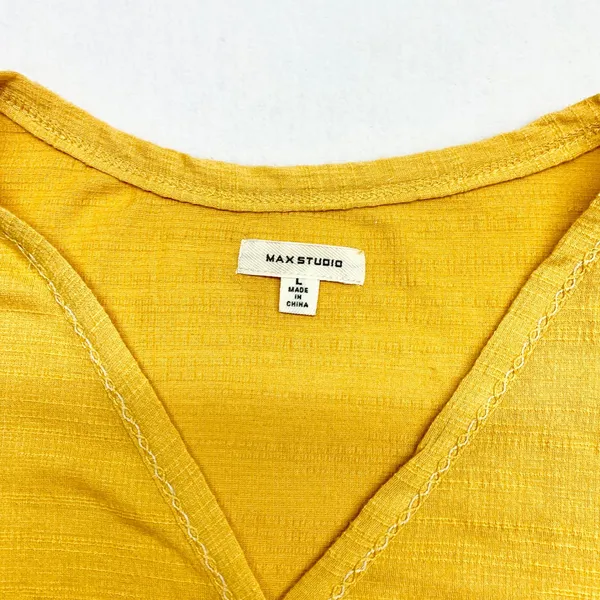 Max Studio Tie Front Ruffle Sleeve Top Women L Yellow Button Up Slub Knit Size L - Image 3