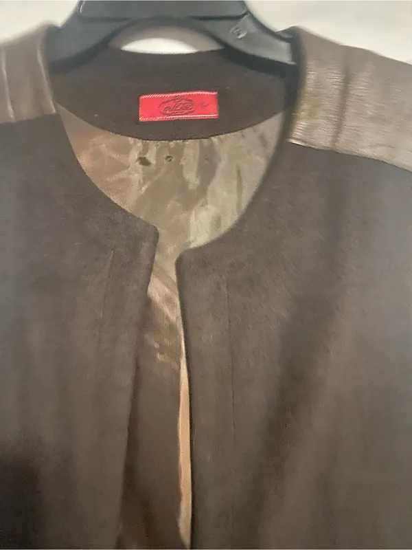 Men's Black Vest Coat with Leather Trim - Image 2