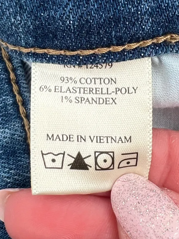 Denim Shorts L - Image 9