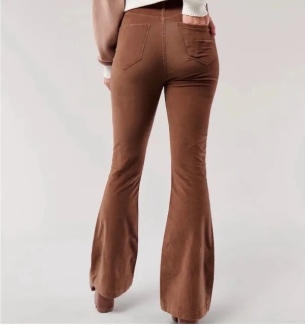 Hollister Women’s Ultra High Rise Corduroy Flare Pants - Image 4