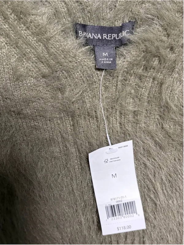 Women's Banana Republic Fuzzy Sweater Size M Green Crew Neck - Image 4