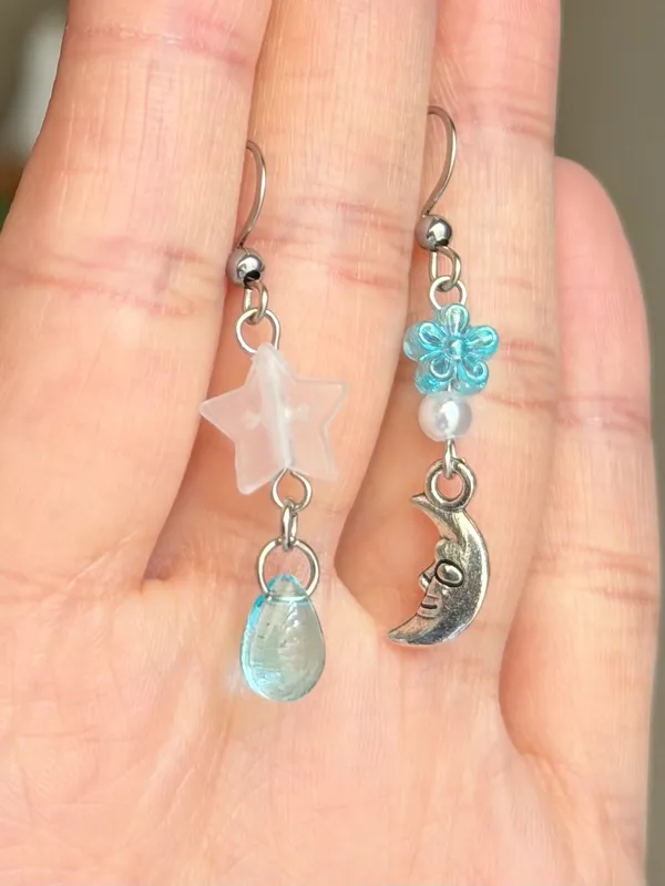Handmade star & sun fairy whimsy celestial dangle earrings🌛🌟 - Image 4