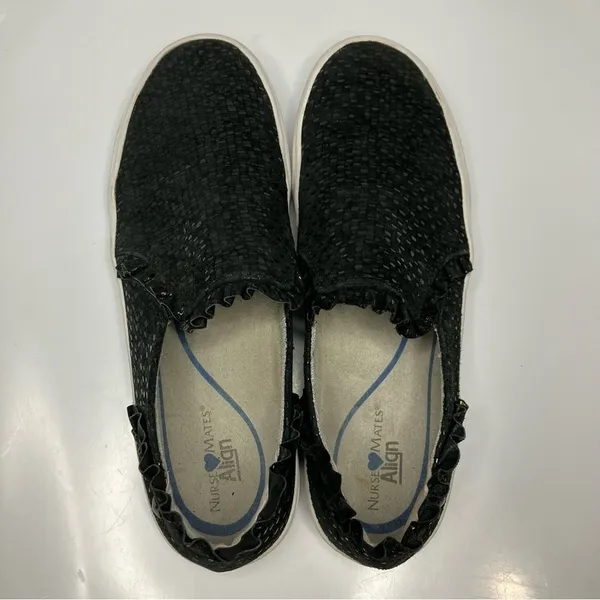 Nurse Mates by Sofft Farrah ruffle black leather slip on sneakers size‎ 8.5 - Image 10