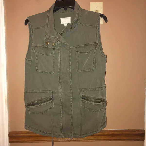 Sleeveless Utility Vest Army Green Small petite - Image 2